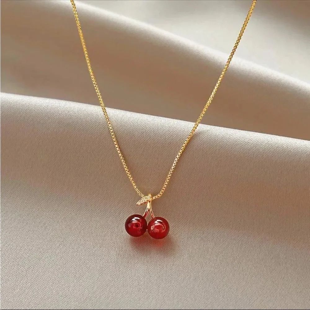 cherry necklace A642